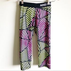 Nike Pro Printed Capri Leggings